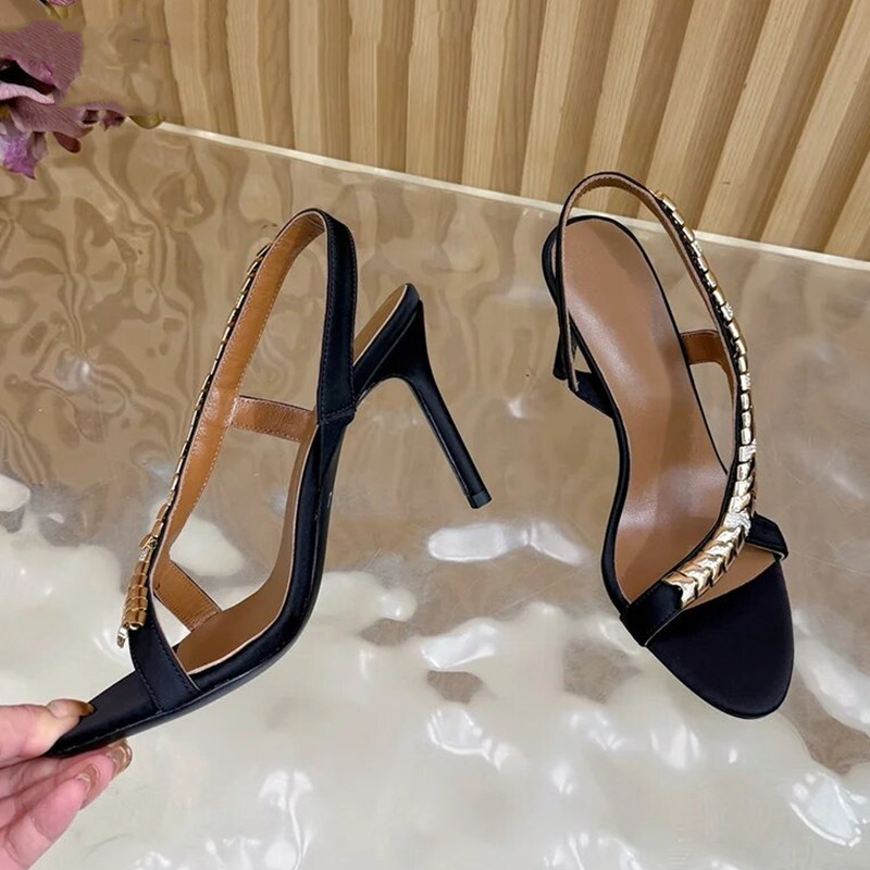 صنادل نسائية فاخرة مرصعة بالأح - مراجعة Summer Clothing Dress وسعره