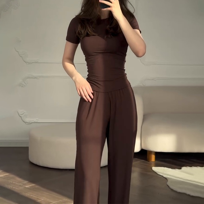 عارضة السراويل الطويلة الدعاوى - مراجعة Summer House Clothing وسعره