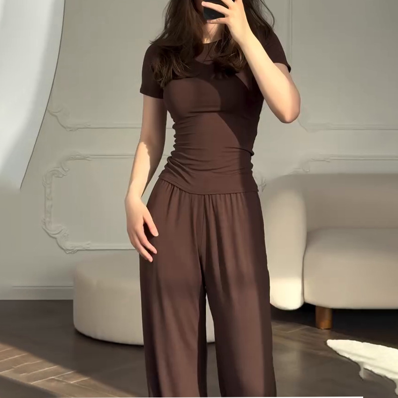 عارضة السراويل الطويلة الدعاوى - مراجعة Summer House Clothing وسعره